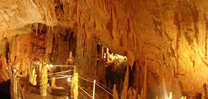 sailing trips & excursions in Messinia