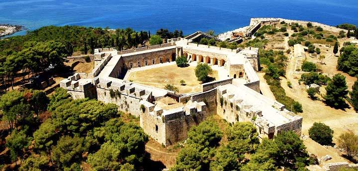 kalamata sailing trips